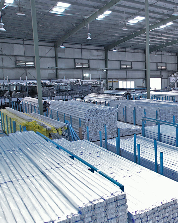 Professional Aluminum and Glass Fabrication Work